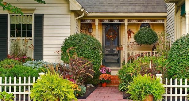 Front Porch Ideas to Add More Aesthetic Appeal to Your ...