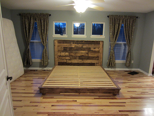 20 DIY Bed Frames to Meet Your Sleeping Comfort Needs 