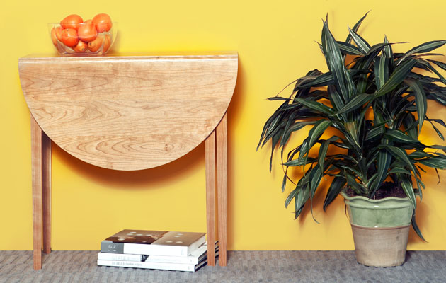 15 DIY Folding Tables To Maximize Floor Space â€