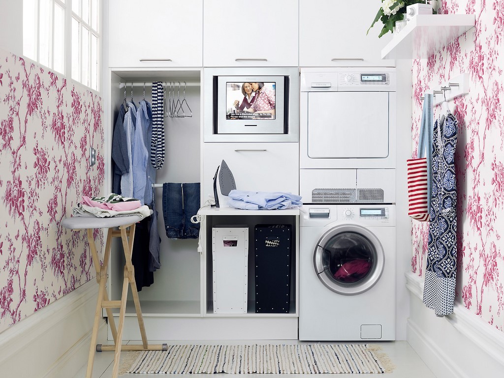 ironing arrangement in small laundry