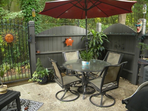 Small patio decorating ideas on budget