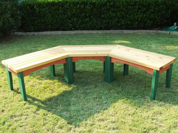 Build A Semi-Circular Wooden Bench