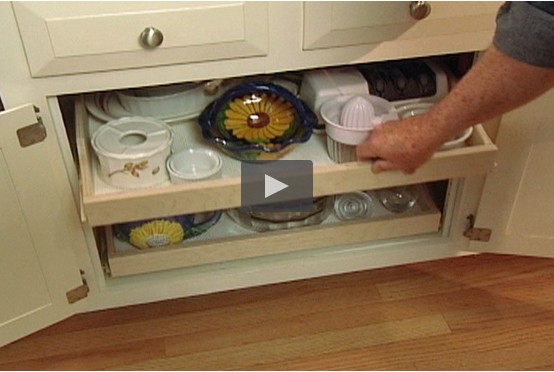 Pull-Out DIY Kitchen Cabinet Shelves