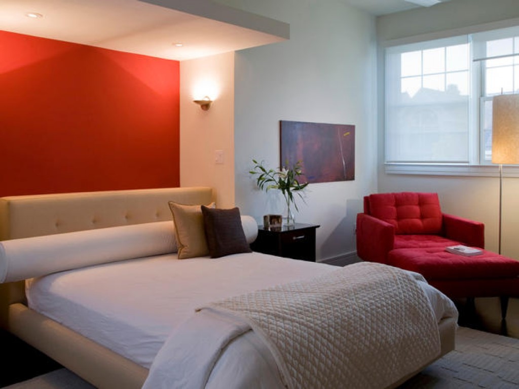 Red Accent room decor