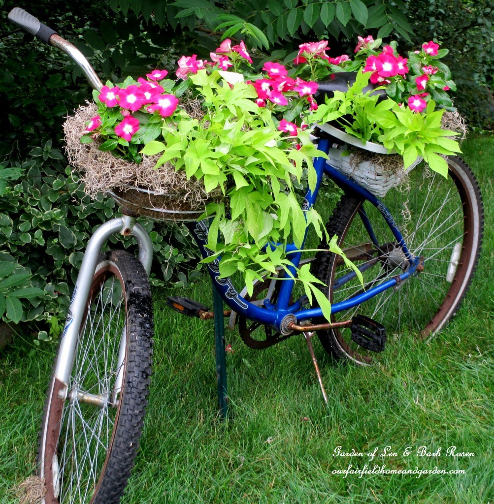 Bicycle Planter Garden Art Ideas