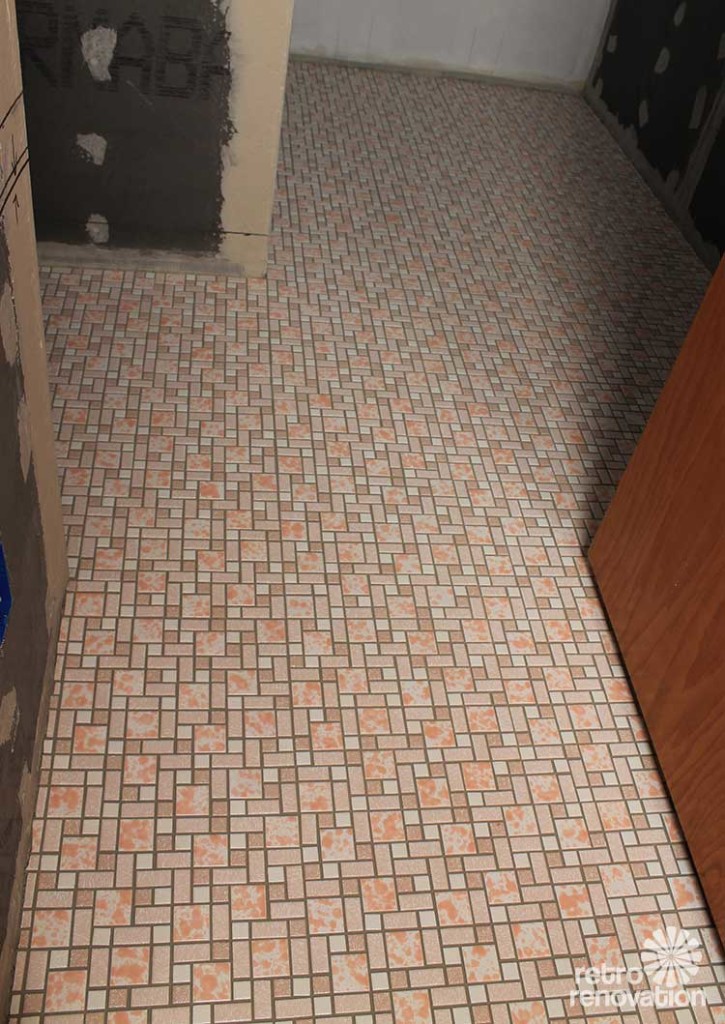 bathroom tile floor pattern