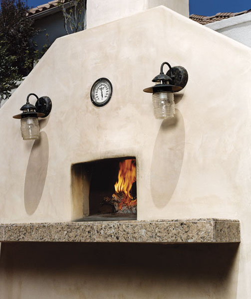 Outdoor Kitchen Plan With Wood Fire Oven