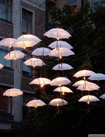 DIY umbrella lights