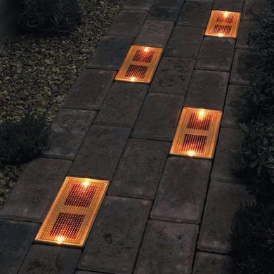 Under-Foot Backyard Lighting Ideas