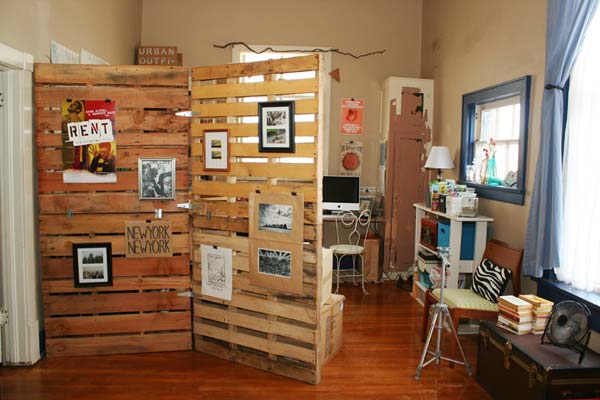 DIY Room Divider-22 Ideas For Splitting Up Room Space