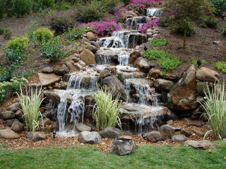 10 Diy Waterfall Ideas And Features For Your Backyard Home Gardening - Easy Diy Pondless Water Feature