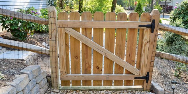 21 Diy Fence Gate Ideas Learn How To, How To Build A Small Wooden Garden Fence